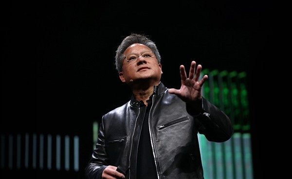黄仁勋:NVIDIA离倒闭只有30天、这种感觉永远不会消失